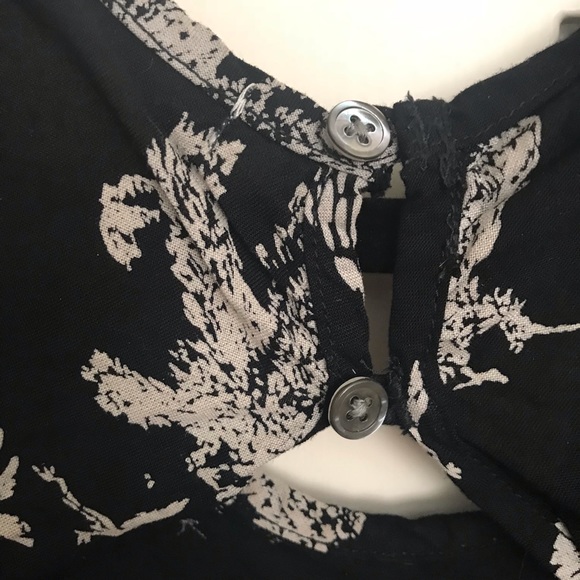 Obey black and white twist back dress - Picture 5 of 5